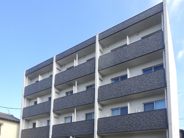 大相続時代に資産を守る！新たな価値を創出するリフォームと建て替え